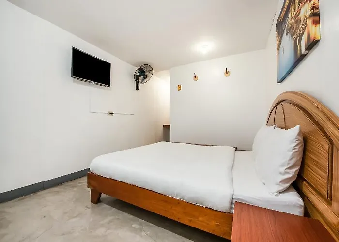 Hotel Oyo 462 Crave Park 2*